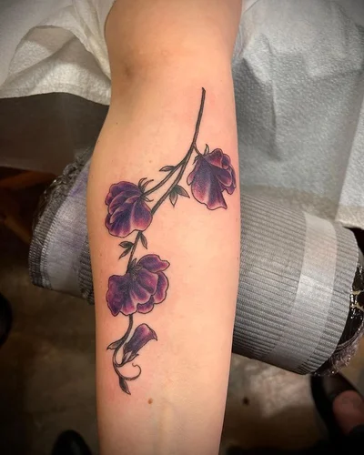 Anna Clarke tattoo 024