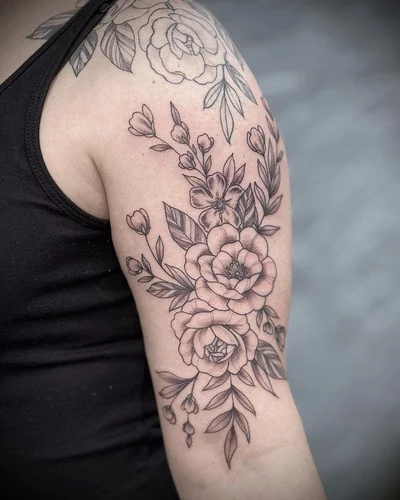 Anna Clarke tattoo 040