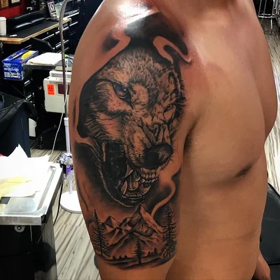 Chris B tattoo 016