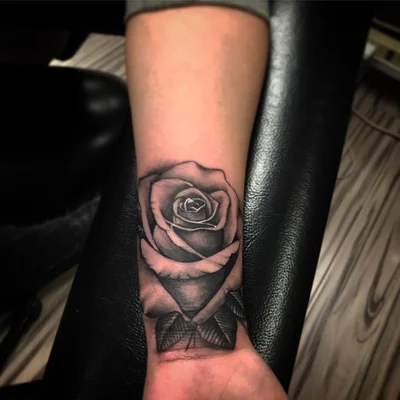 Chris B tattoo 029