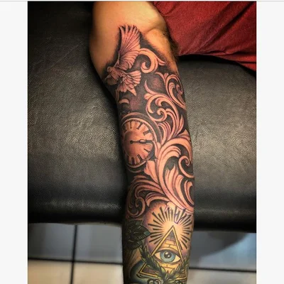 Chris B tattoo 031