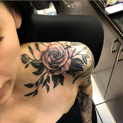 Chris B tattoo 037