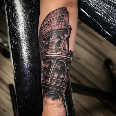 Chris B tattoo 047