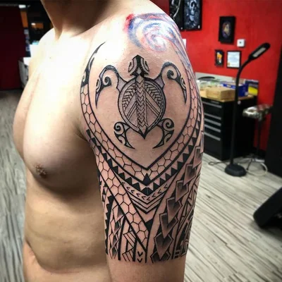 Chris B tattoo 050