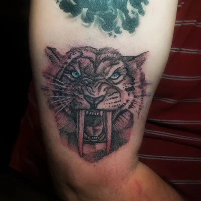 Chris Saunders tattoo 014