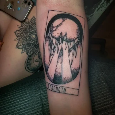 Chris Saunders tattoo 036