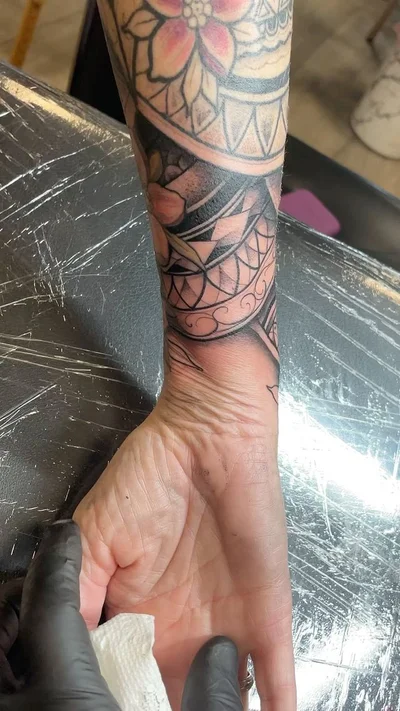 Elijah tattoo 024