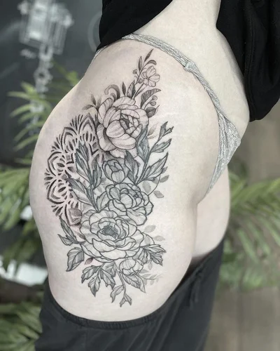 Eloise tattoo 043