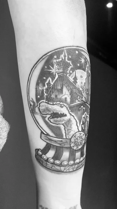 Hailey Slade tattoo 016