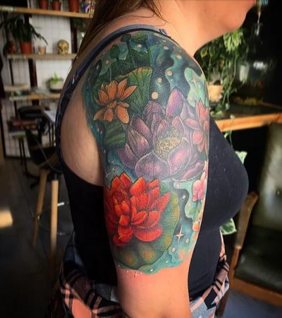 Hailey Slade tattoo 028
