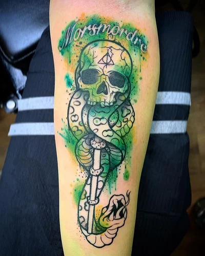 Hailey Slade tattoo 046