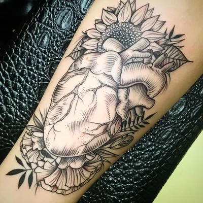 Helen Farber tattoo 027