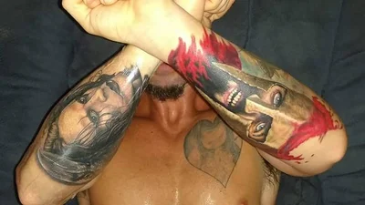 Hugh Fowler tattoo 011