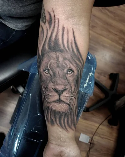 Hugh Fowler tattoo 016