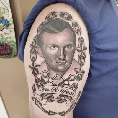 Hugh Fowler tattoo 019