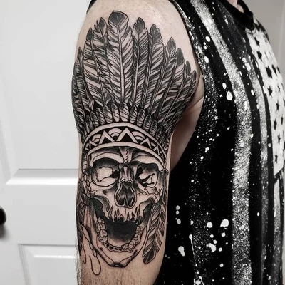 Hugh Fowler tattoo 029