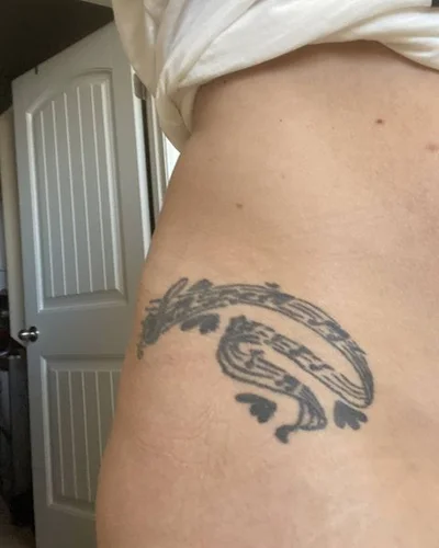 Hugh Fowler tattoo 045
