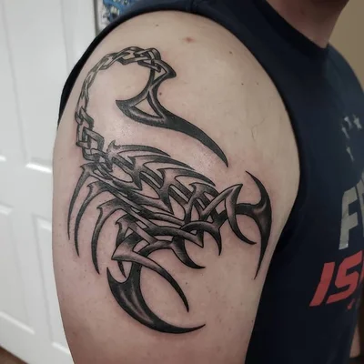 Hugh Fowler tattoo 046