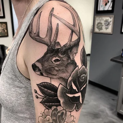Jessica (Jes) tattoo 023