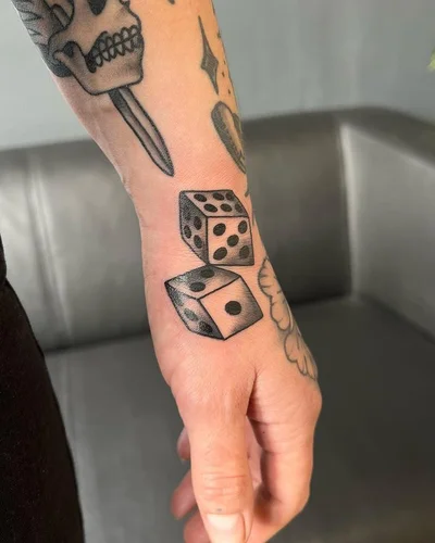 Jade Johnson tattoo 011