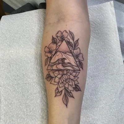 Jolene Harrison tattoo 043