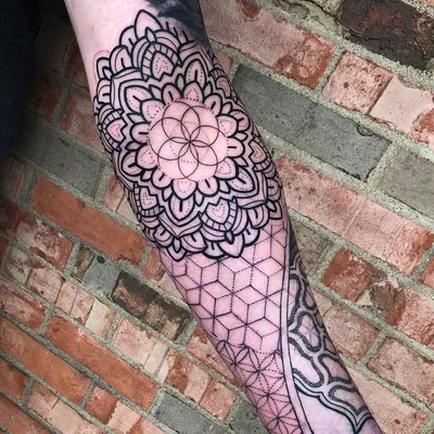Jordan Hunt tattoo 009