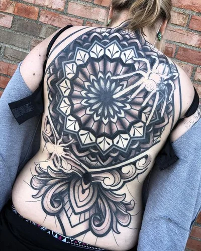 Jordan Hunt tattoo 013