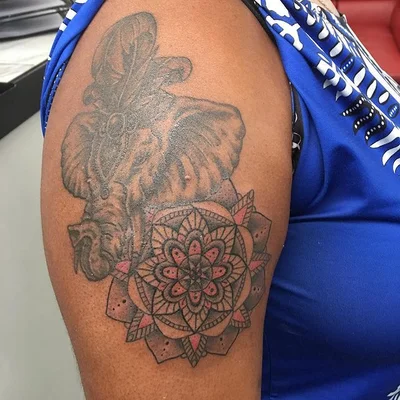 J Pettit tattoo 017