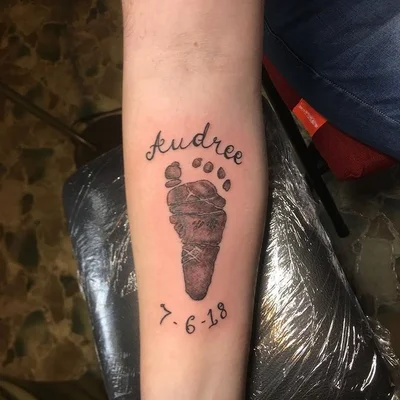 J Pettit tattoo 035