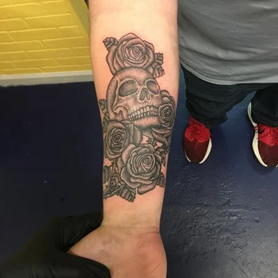 J Pettit tattoo 043
