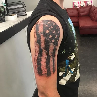 J Pettit tattoo 050