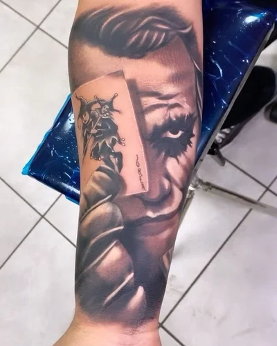 Junior Avila tattoo 010