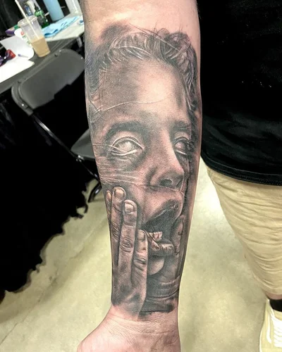 Justine Walters tattoo 012