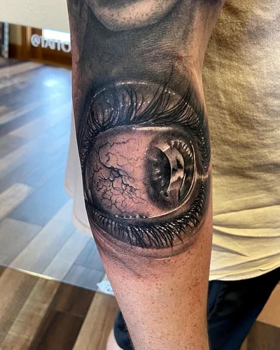 Justine Walters tattoo 013