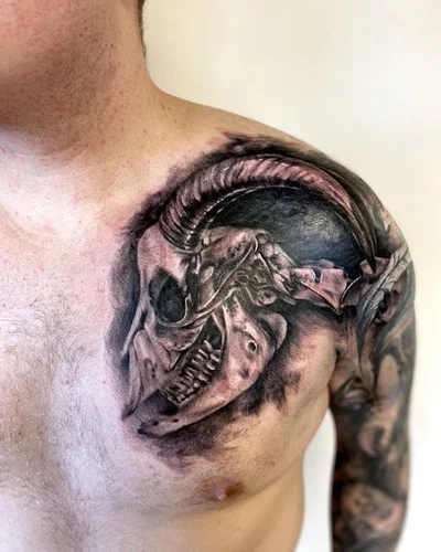 Justine Walters tattoo 021