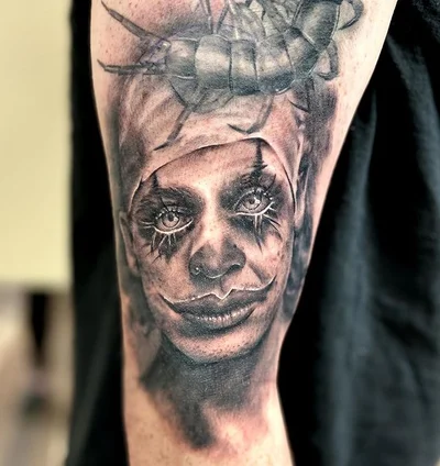Justine Walters tattoo 028