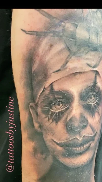 Justine Walters tattoo 035