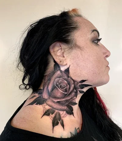 Justine Walters tattoo 044