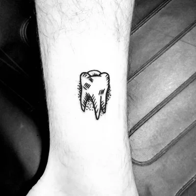 Katt Franich tattoo 049