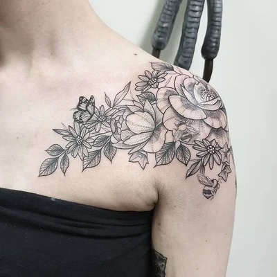 Kayla Jayne tattoo 015