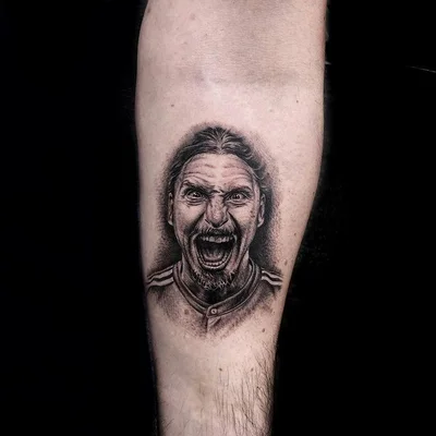 Kenji Di tattoo 018