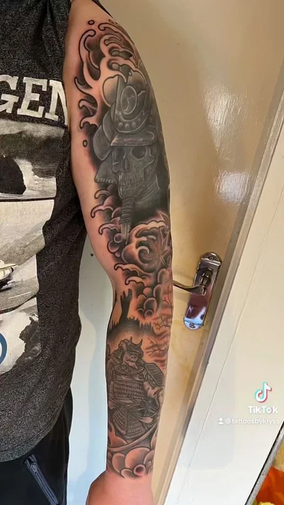Kryss Chart tattoo 007