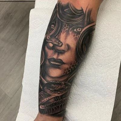 Kurt tattoo 009