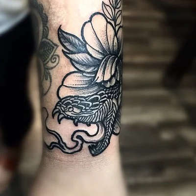 Magic tattoo 010