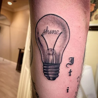 Marcus Hardy tattoo 048