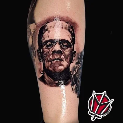 Matt Thomas tattoo 009