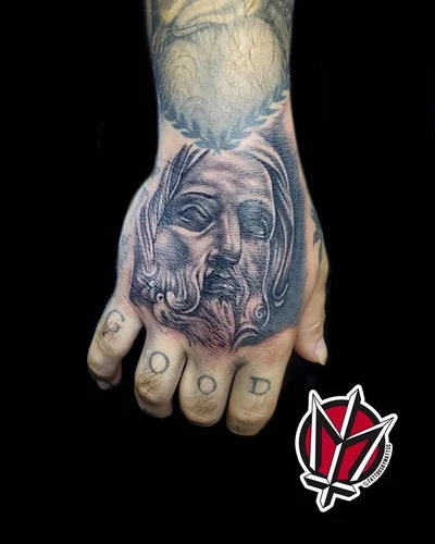 Matt Thomas tattoo 011