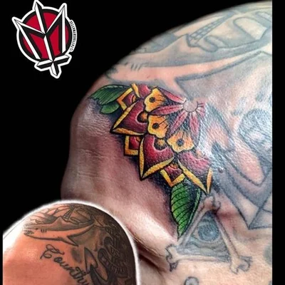 Matt Thomas tattoo 012