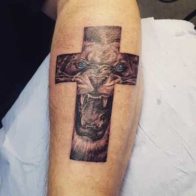 Nicola Hanley tattoo 023