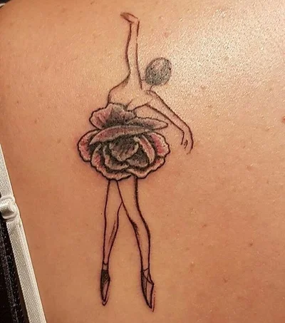 Nicola Hanley tattoo 034